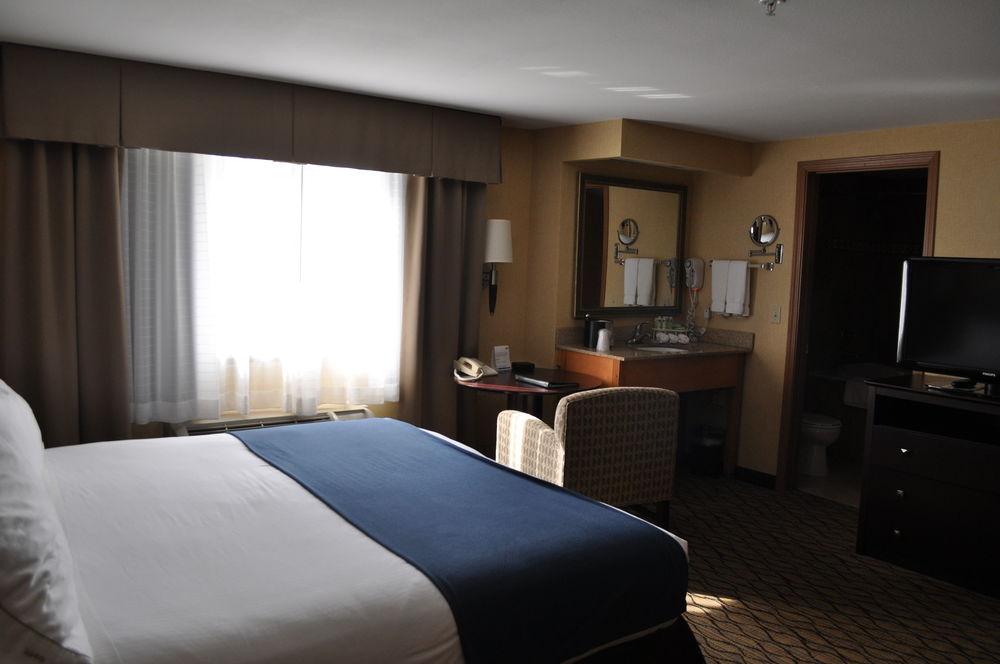 Holiday Inn Express & Suites Seattle - City Center מראה חיצוני תמונה